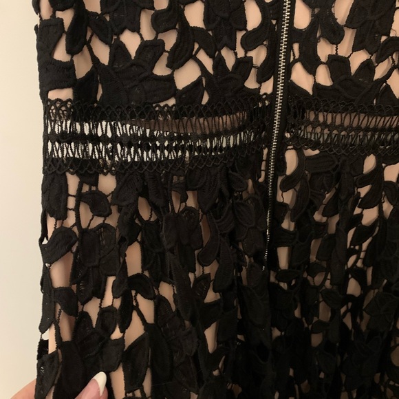 BRAND NEW. Chelsea v neck black lace dress. Tags still on. Retail:$178. - Picture 3 of 6
